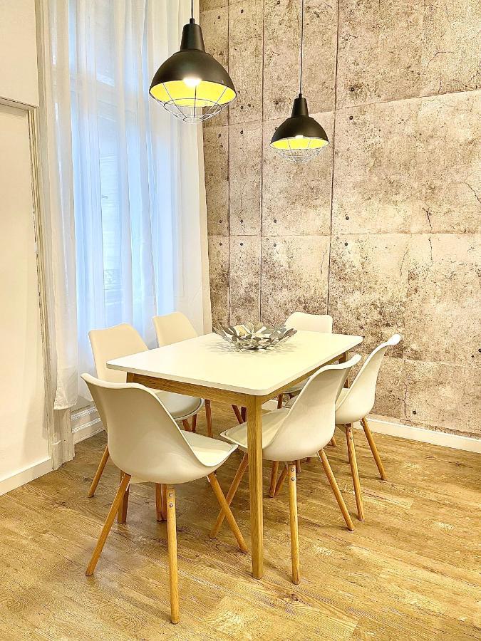 Dream Design Apartment - 3 Bedrooms & Finn Sauna Budapesta Exterior foto