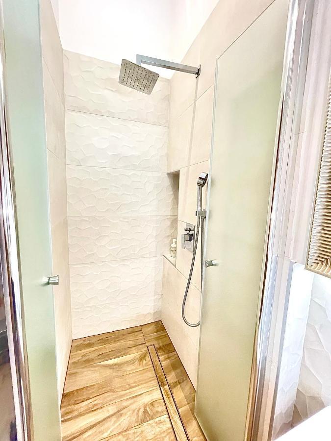 Dream Design Apartment - 3 Bedrooms & Finn Sauna Budapesta Exterior foto